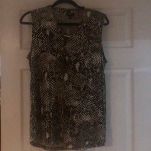 Shirt - sleeveless